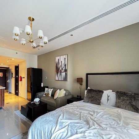 Trophy - Sky High Haven Suite Dubai Exterior photo