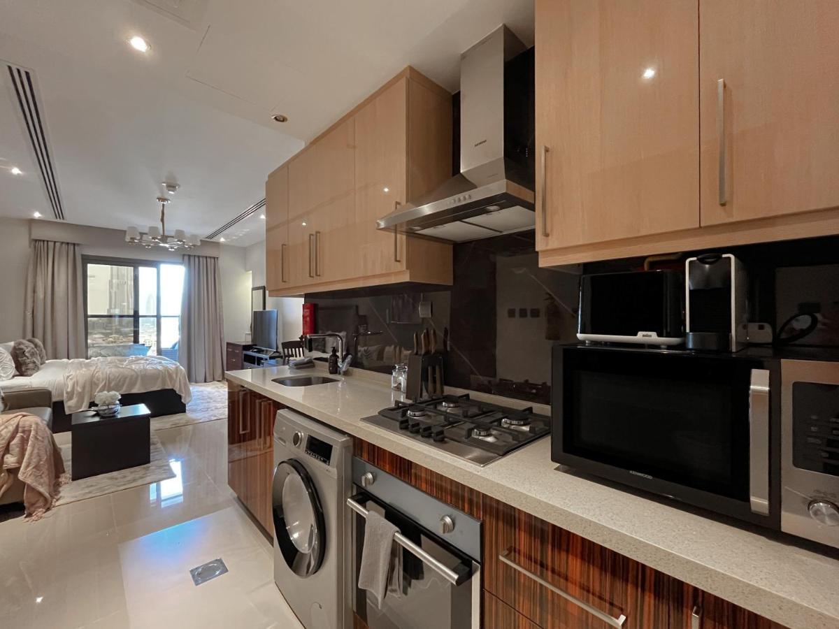 Trophy - Sky High Haven Suite Dubai Exterior photo