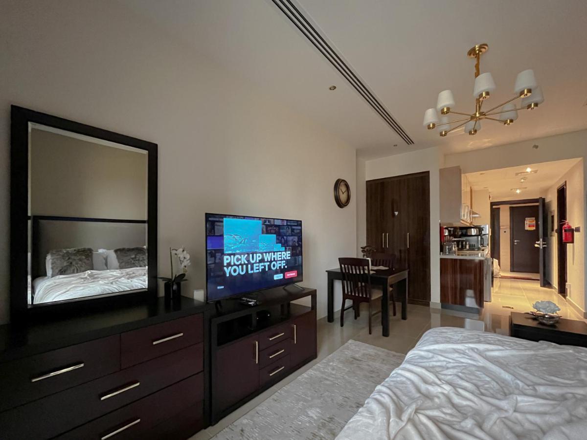 Trophy - Sky High Haven Suite Dubai Exterior photo